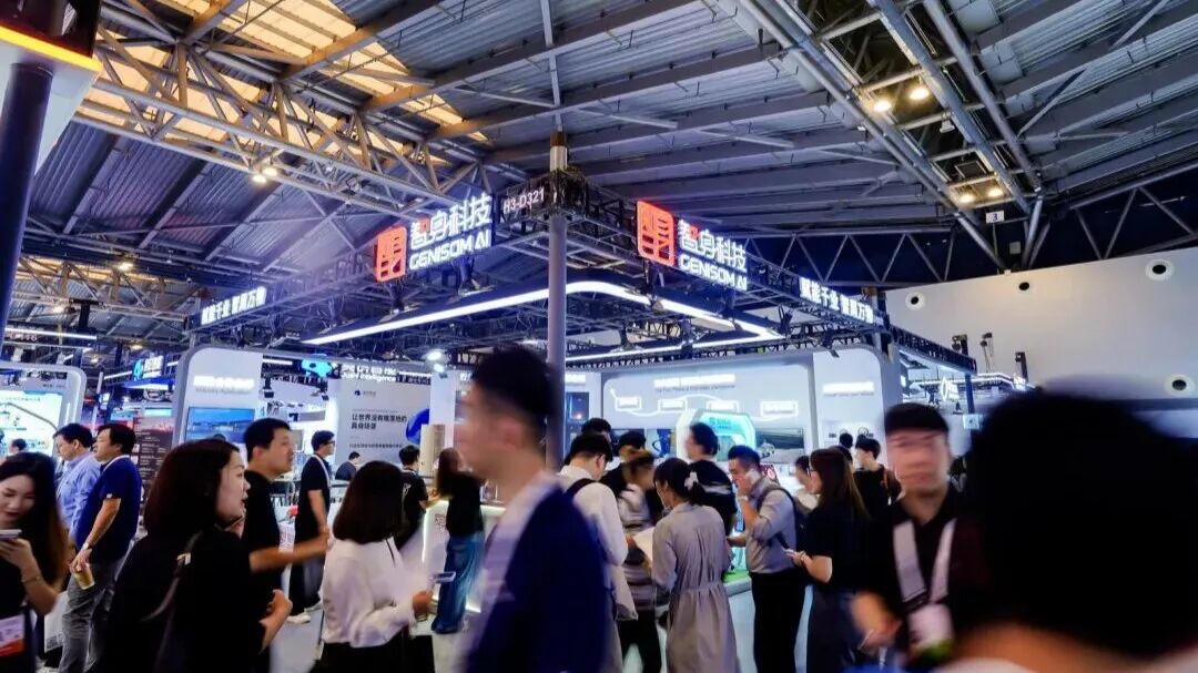 两年半量产15000台机器人，智身科技凭什么？
